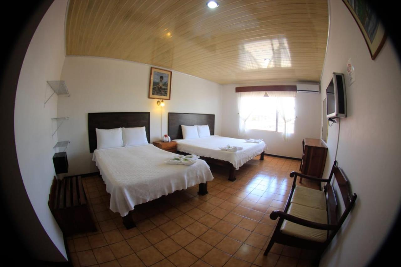 Hotel Yadran Beach Resort Puntarenas Exterior photo